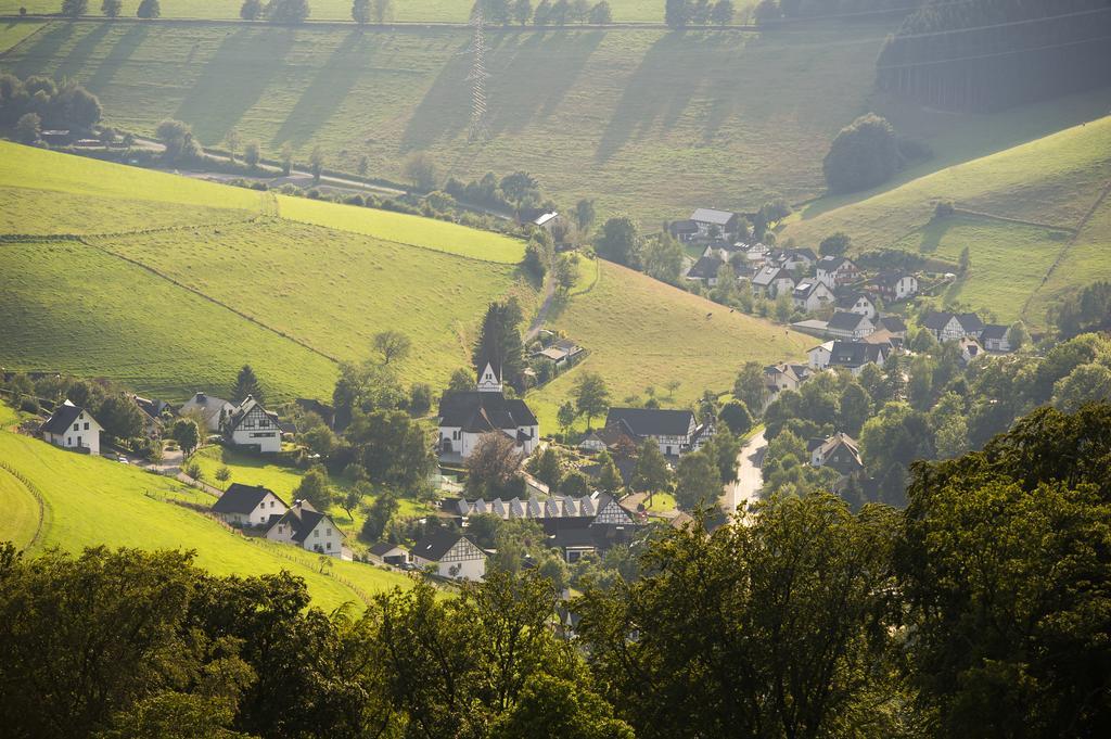 Gasthof Zur Post Schmallenberg Exterior foto